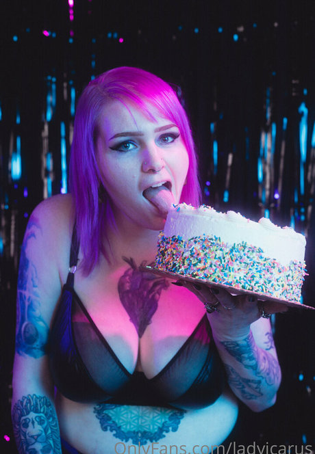 ladyicarus OnlyFans Star