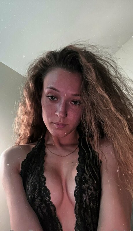 sierrawarfield OnlyFans Model Bilder