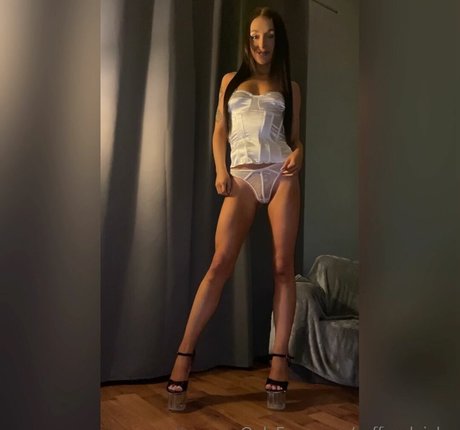 Saffronleigh Nacktbilder von OnlyFans