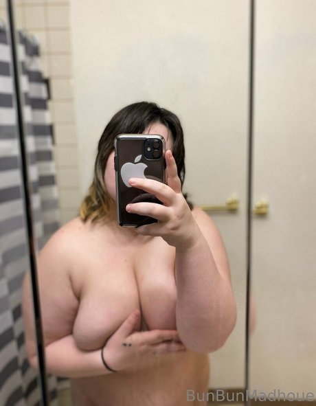 thicc bnny girl OnlyFans kostenlos