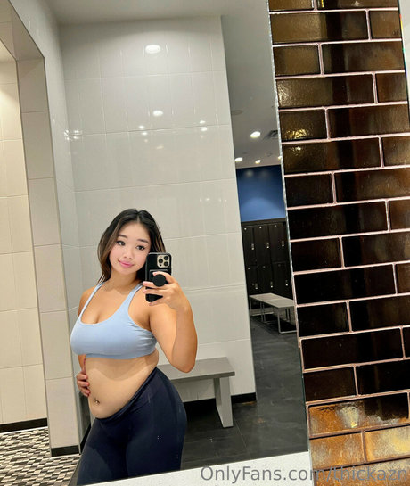 ThickAzn OnlyFans Nacktfotos