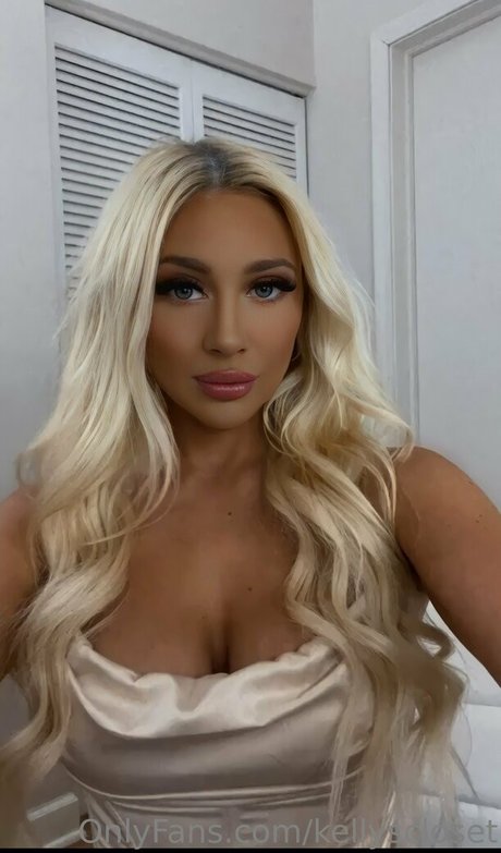 kellyscloset OnlyFans-Model