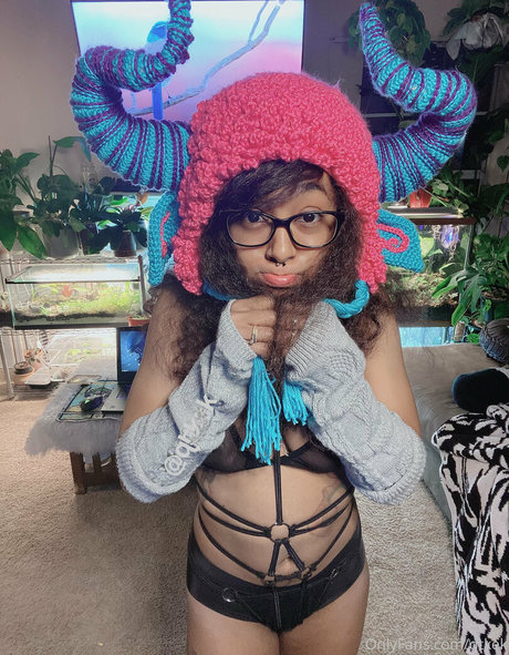 qtkek OnlyFans Leaks Gratis