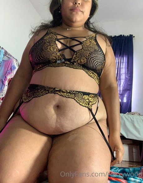 roxxywood OnlyFans Gratis-Inhalte