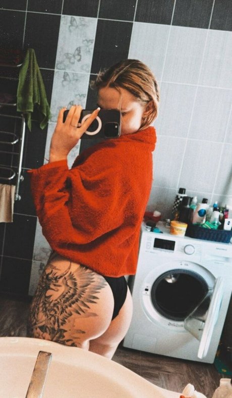 Modestal Brüste OnlyFans