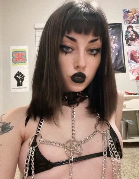 Sugarf4riy Nacktpornos auf OnlyFans