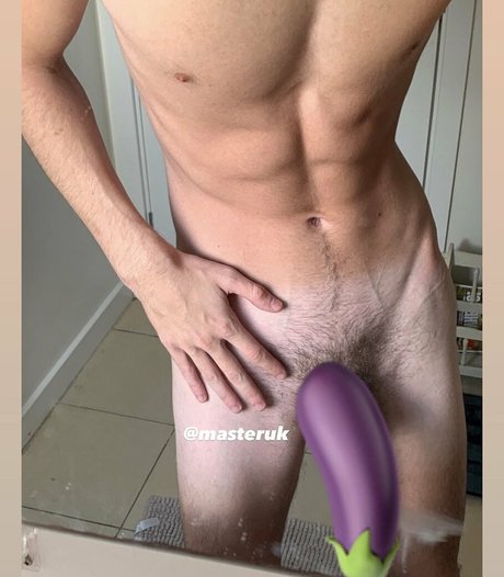 masterukfree Nacktbilder OnlyFans geleakt