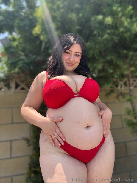 candii kayn OnlyFans nackte Brüste