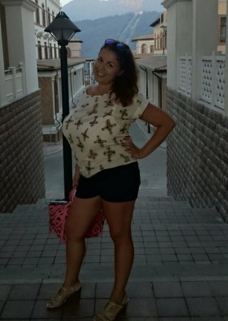 Natalia B OnlyFans Arsch Leak