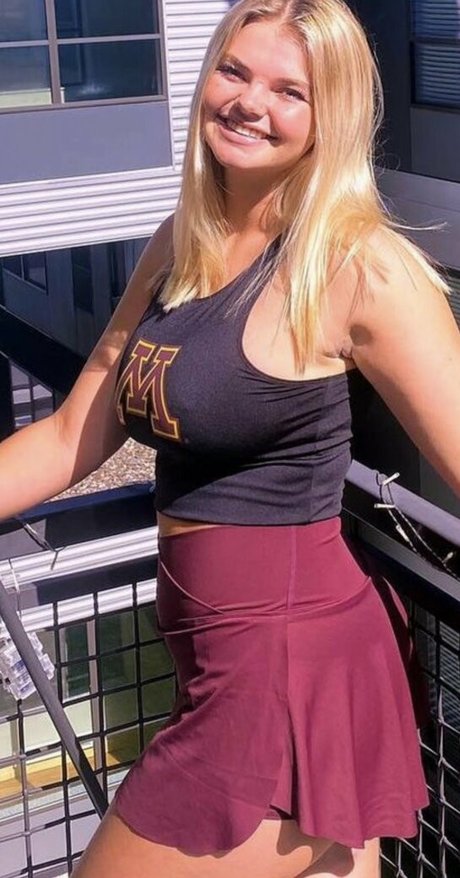 Sara K Nacktbilder von OnlyFans