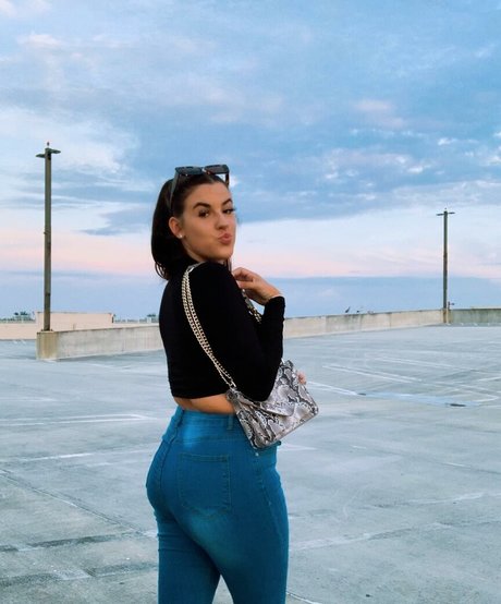 Lizzy Rae Nacktbilder von OnlyFans