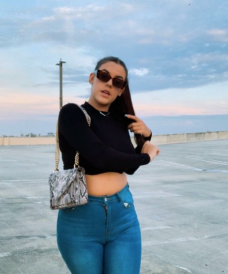 Lizzy Rae Nacktbilder von OnlyFans