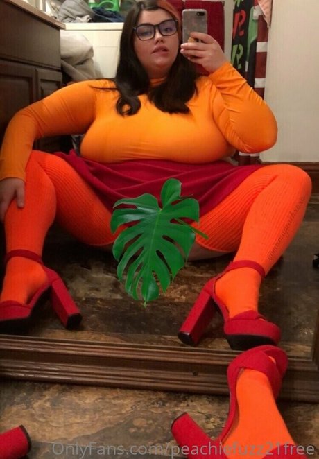 mamapeachxoxofree OnlyFans Leaj