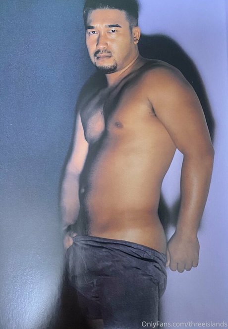 threeislands Oben ohne OnlyFans