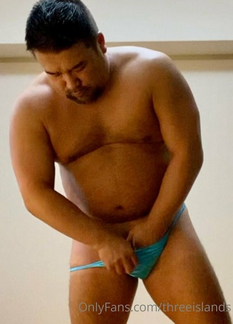 threeislands NSFW OnlyFans