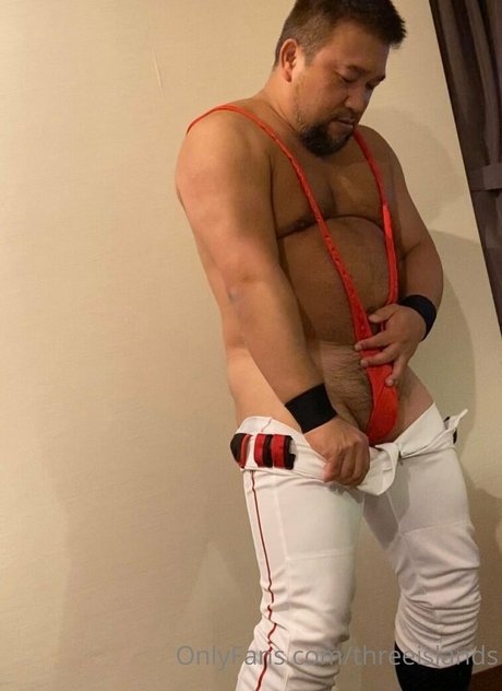 threeislands Nacktpornos auf OnlyFans