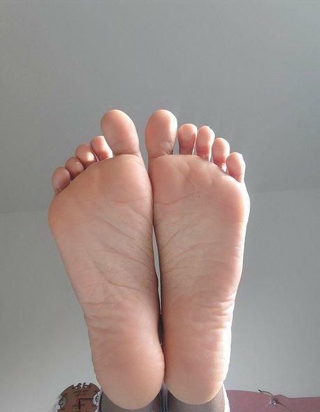 anny3312 OnlyFans Model Bilder