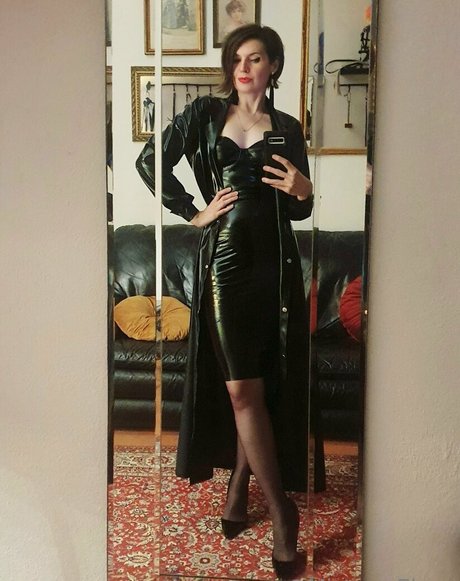 mistresselena Po OnlyFans