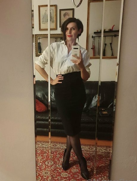 mistresselena Nacktbilder von OnlyFans