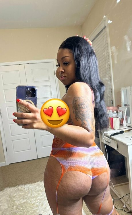 xxxlilred OnlyFans geleakte Brüste