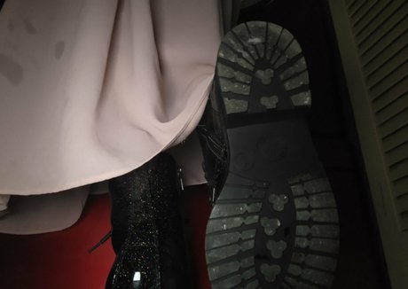 mommynemesis OnlyFans-Leaks