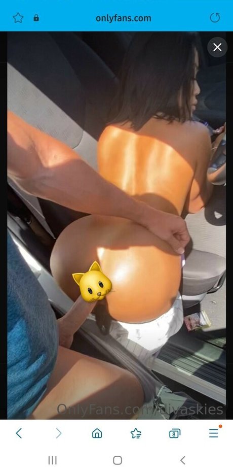 Divaskies OnlyFans Model Bilder