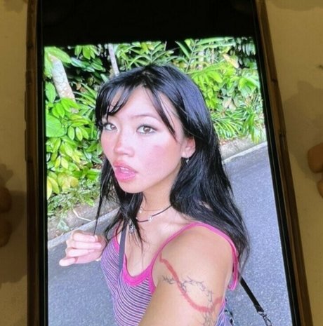 Beabadoobee Leaks von Nacktbildern auf OnlyFans