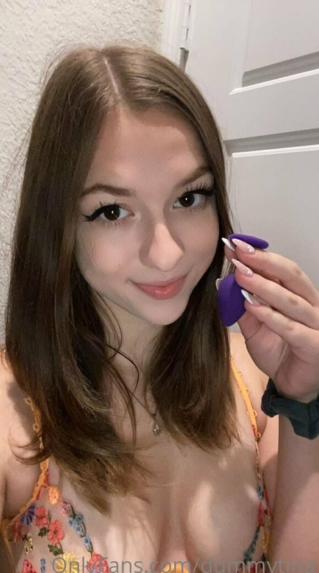 Tinastoopider OnlyFans Bilder geleakt