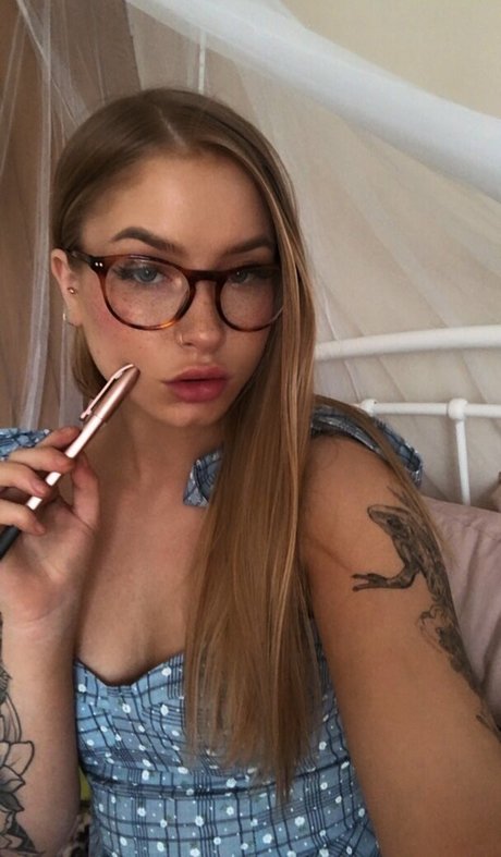 Nsfiw OnlyFans Model Fotos