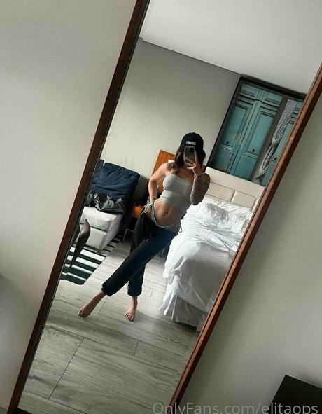 elitaops Model OnlyFans Foto