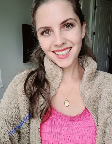 Trickyalice6 Nacktbilder OnlyFans Leak