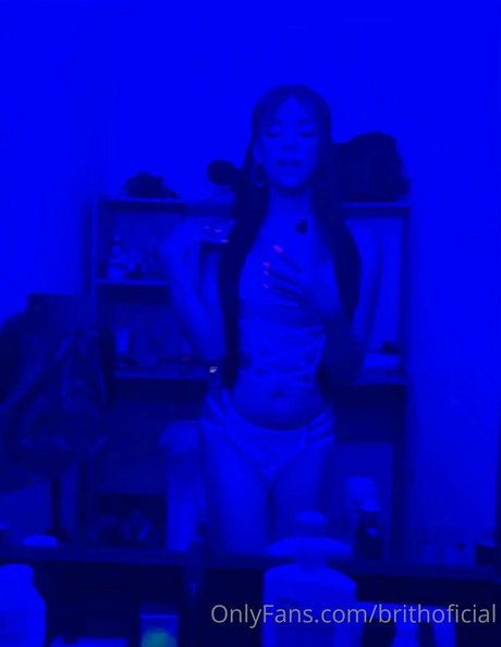 brithoficial OnlyFans-Leaks