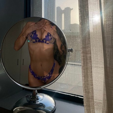 Natalia Barulich Nacktbilder von OnlyFans geleakt