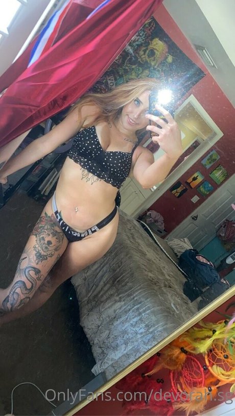 devorah sg OnlyFans Gratis