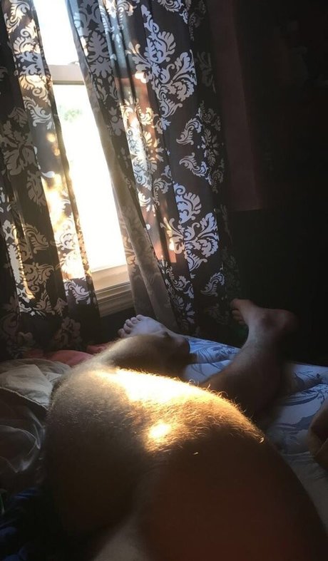 selfiejesus OnlyFans Bilder