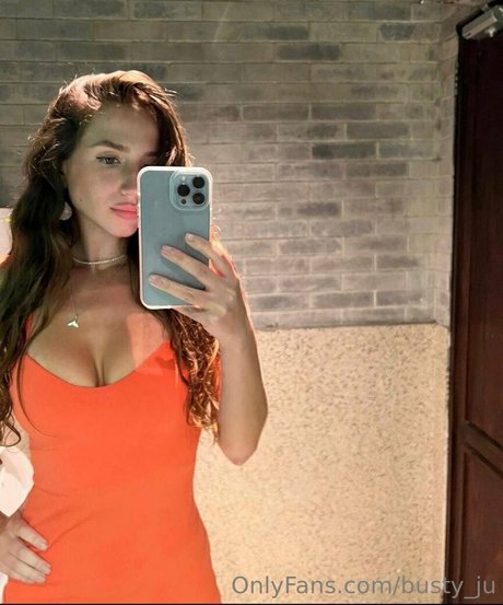 busty ju OnlyFans geleakt