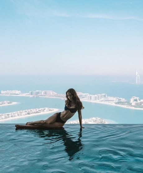 Helena Angelov OnlyFans Pornografie