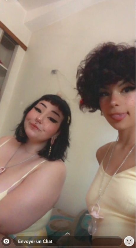 Nenagrt Nacktbilder-Leaks von OnlyFans