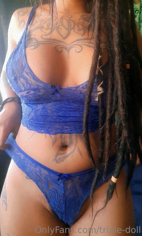 trixie doll OnlyFans Leak