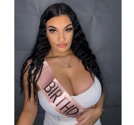 Chloe Ann Whitham OnlyFans gratis