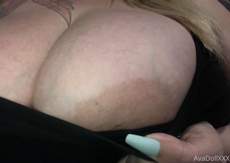 avadollxxx OnlyFans Leak Pornografie