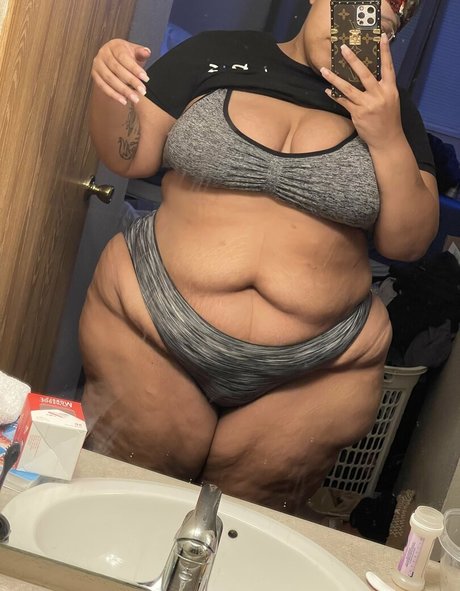 ayannacharelle OnlyFans Leaj