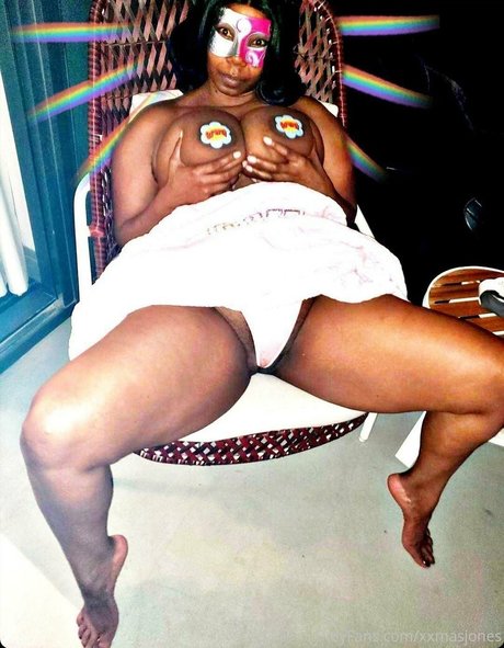 xxmasjones OnlyFans Model Fotos