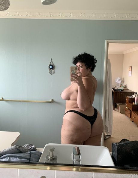 kiwibbw Nacktbilder von OnlyFans