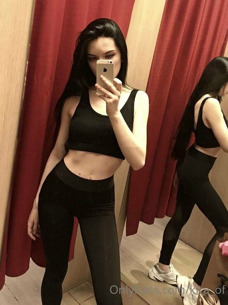 kira of OnlyFans-Bilder