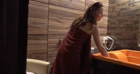 Olga Buganova OnlyFans Model Bilder