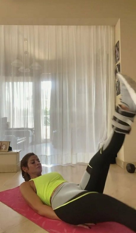 Heidy Karam OnlyFans Striptease