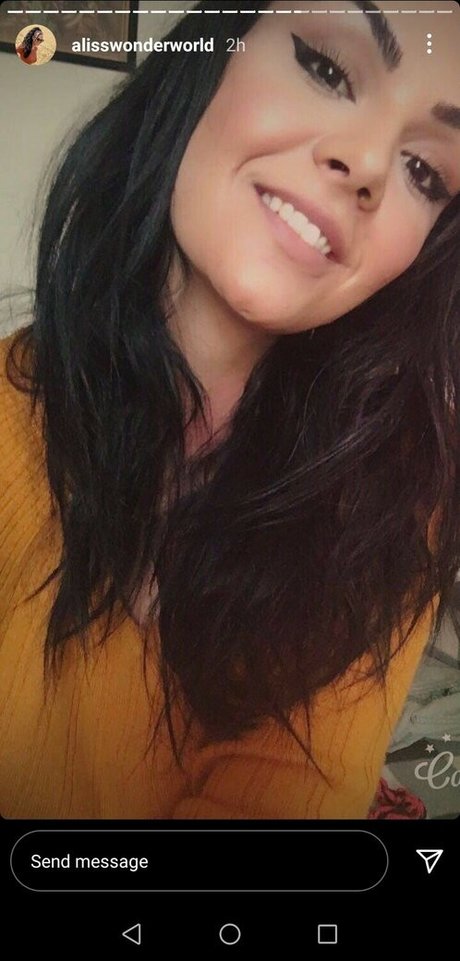 Nadinechase OnlyFans Bilder