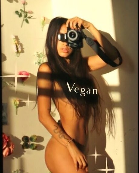 Hitomi Mochizuki OnlyFans Brüste Bild