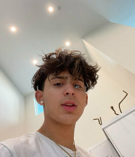 blessfour Profilbild